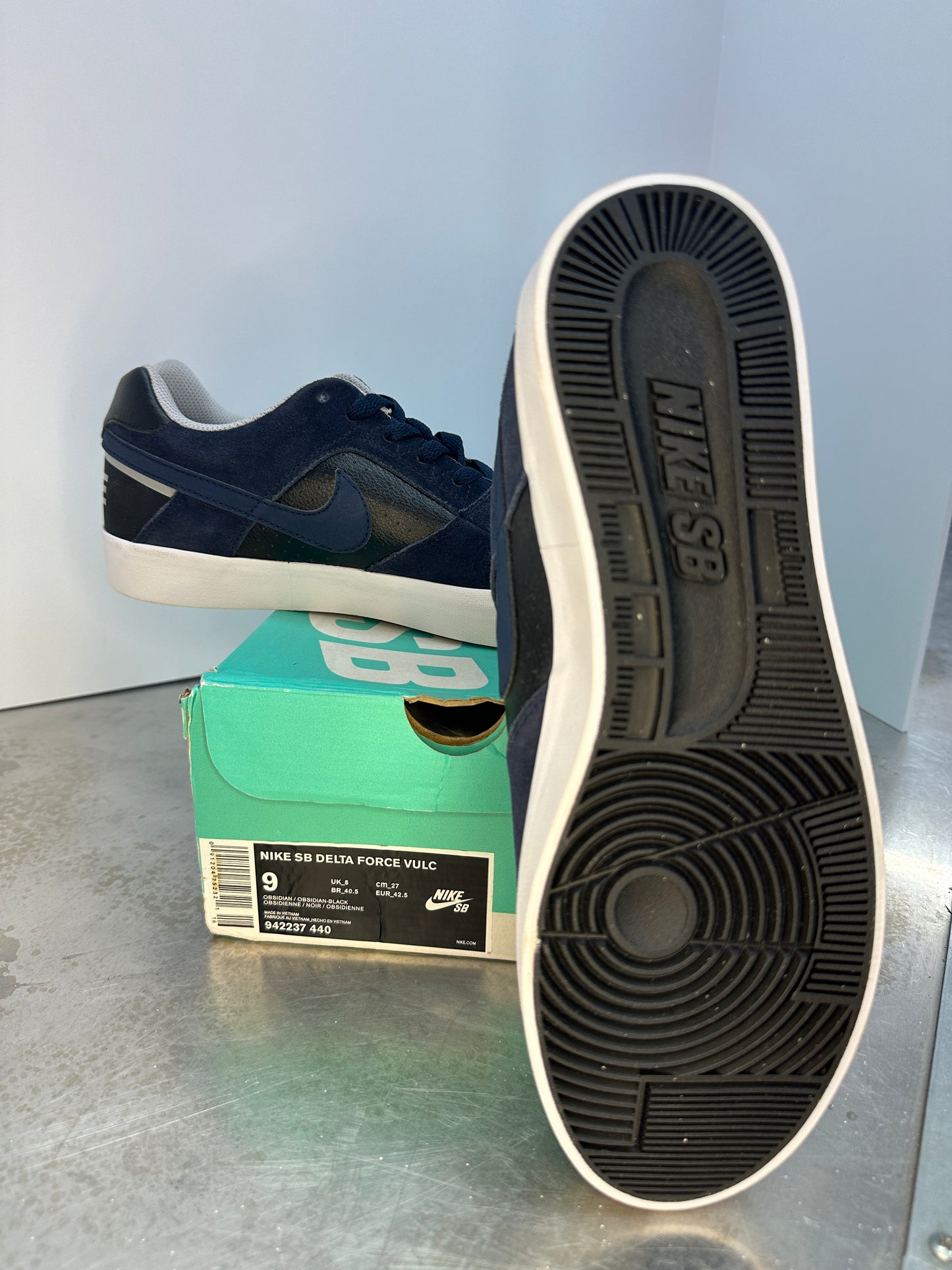 Nike SB Delta Force Vulc Men’s size 9