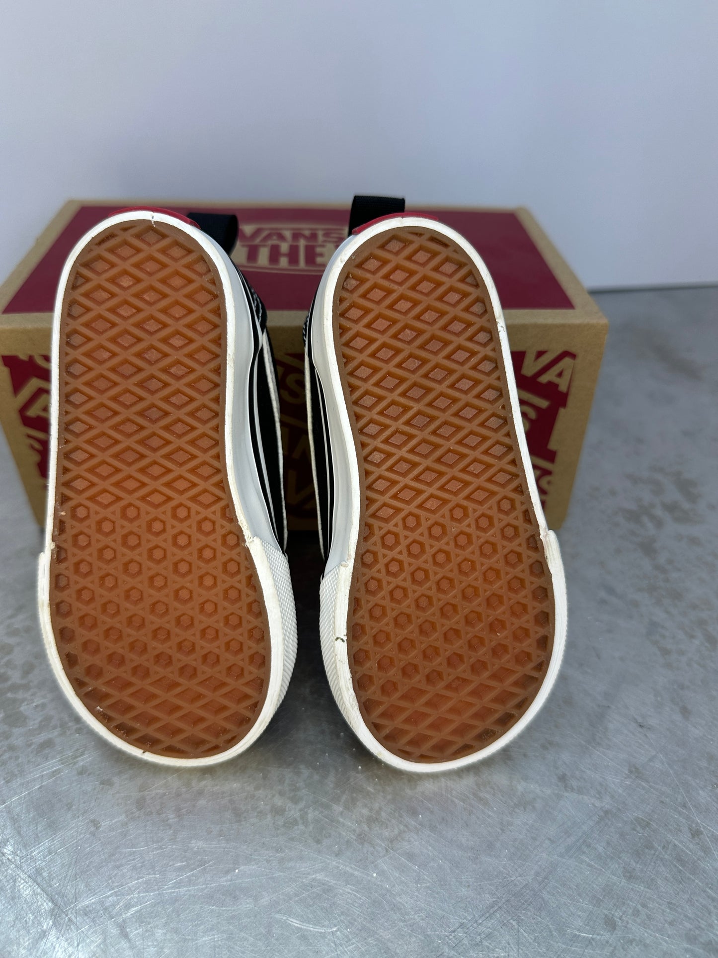 Vans Toddler Ward Elastic Lace Slip-On Size 6