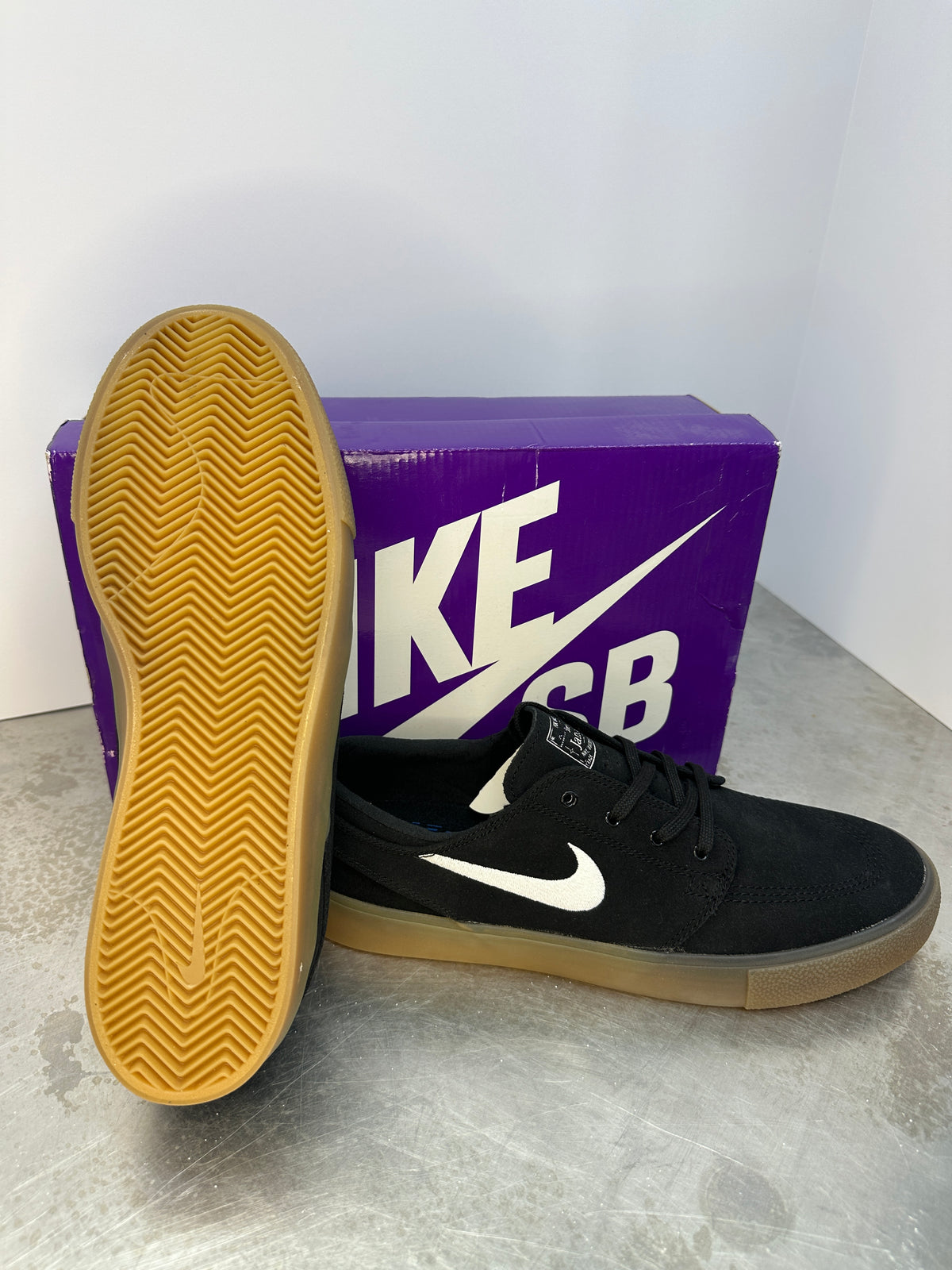 Nike SB Zoom Janoski RM men’s size 9.5
