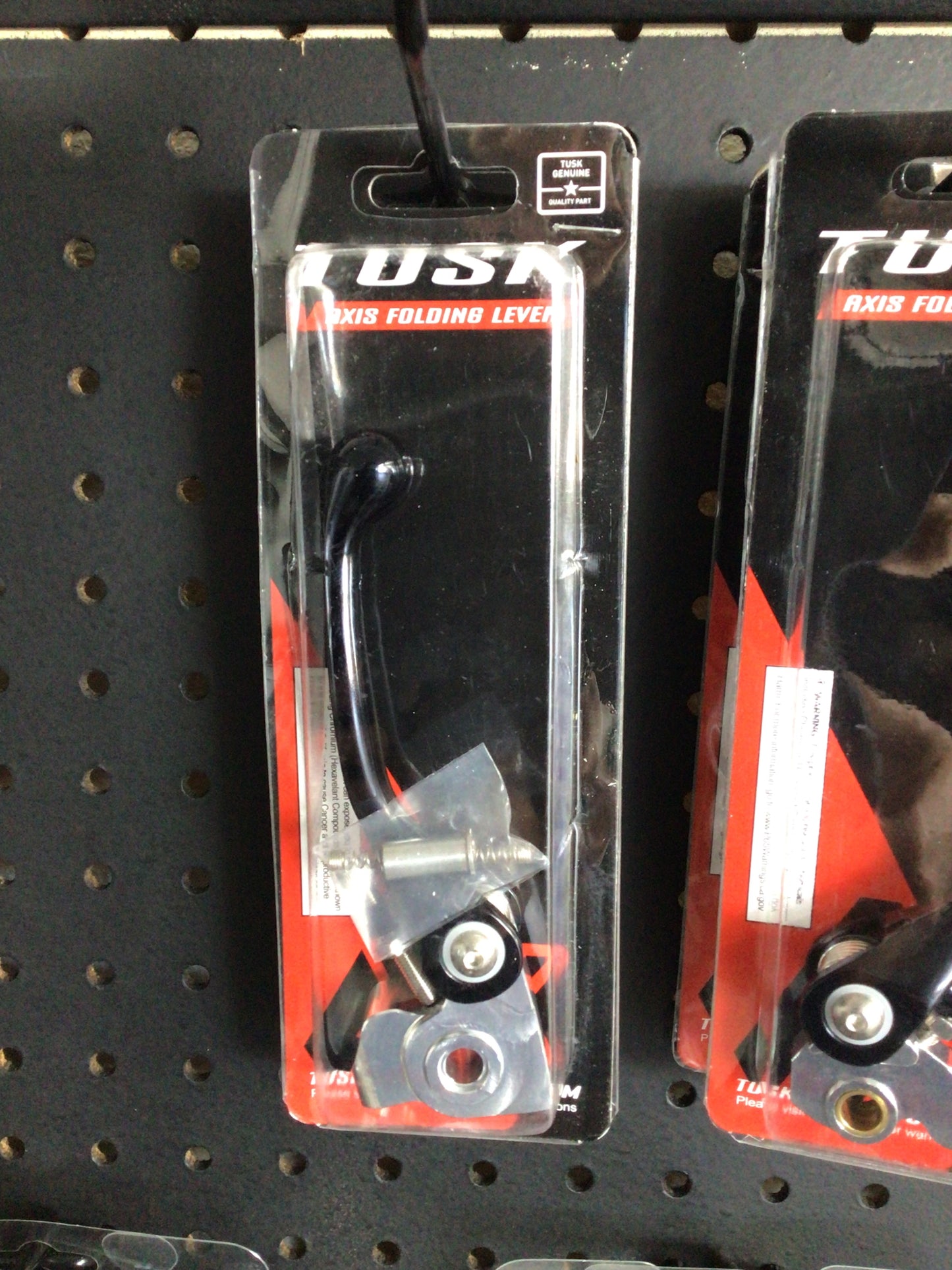 Tusk Axis Folding Lever Short Balck