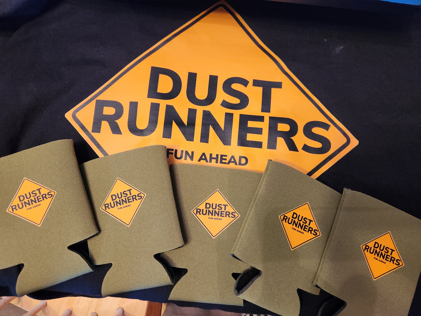 Dust runner coozie