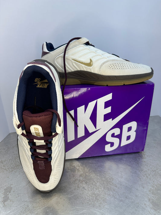 Nike SB Vertebrae Skateboarding Sneaker