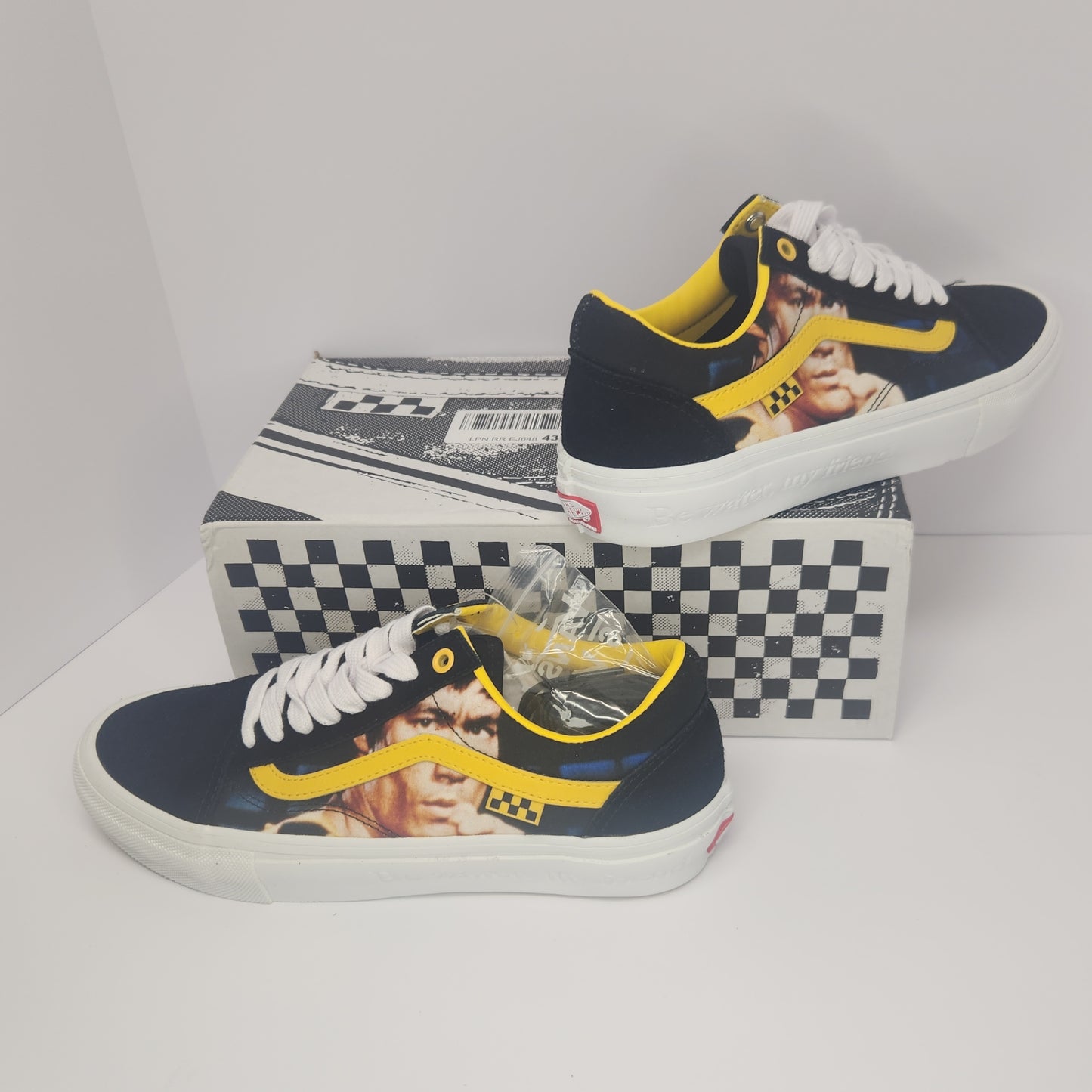Vans x Bruce Lee colab skate old skool